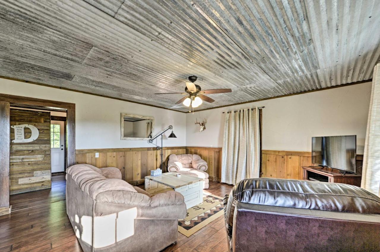 House On Cattle Farm Central To Temple And Waco Lorena Экстерьер фото
